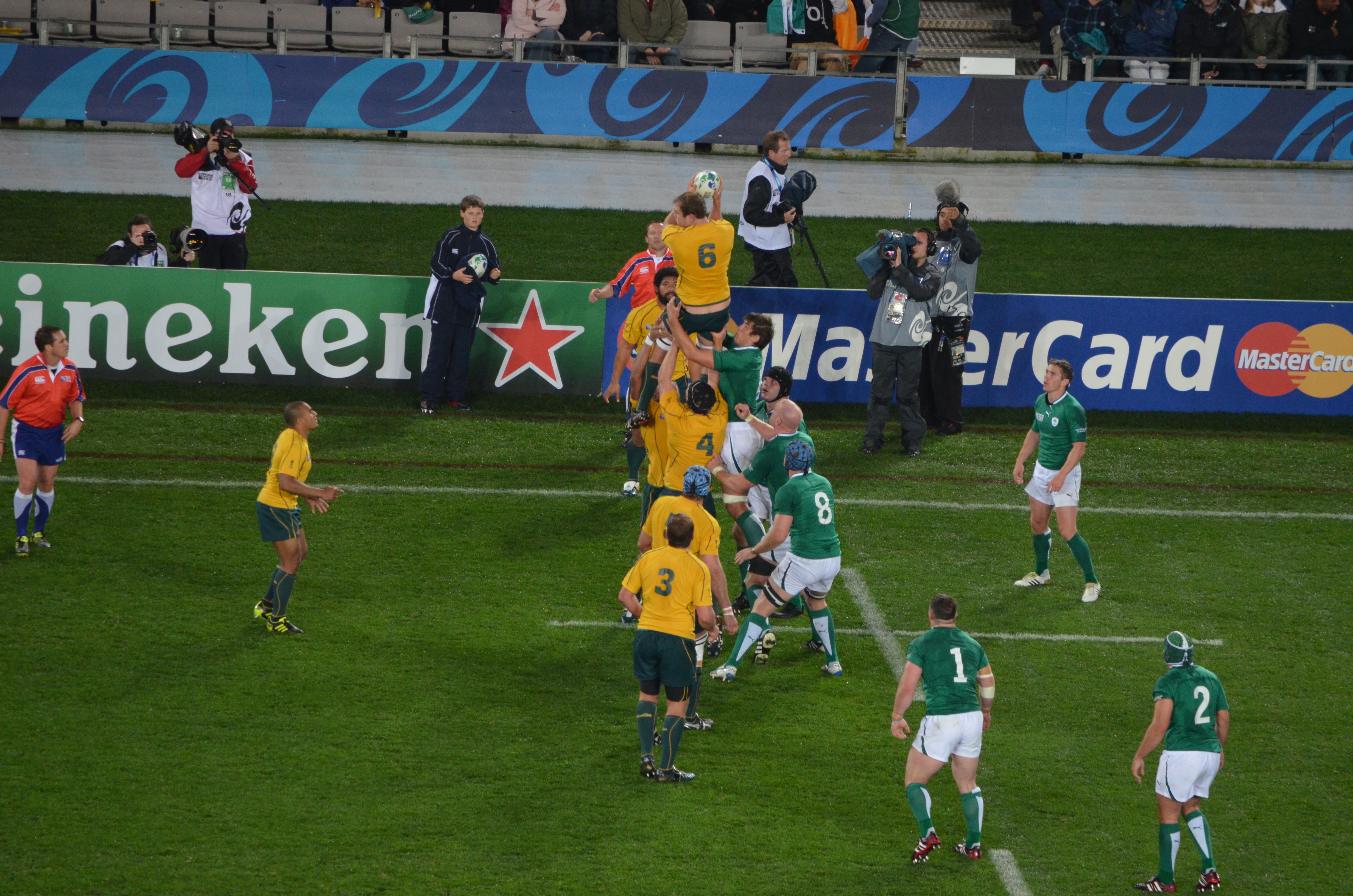 Ireland vs Australia lineout at the 2011 Rugby World Cup